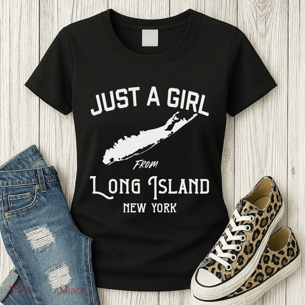 Long Island New York Souvenir  Girl Wife Map Womens T-Shirt