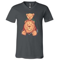 Lion Father And Son V-Neck T-Shirt