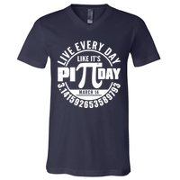 Live Every Day Like It's Pi Day March 14 3.14 Emblem V-Neck T-Shirt