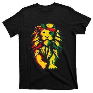 Lion Juneteenth Cool Black History African American Flag T-Shirt