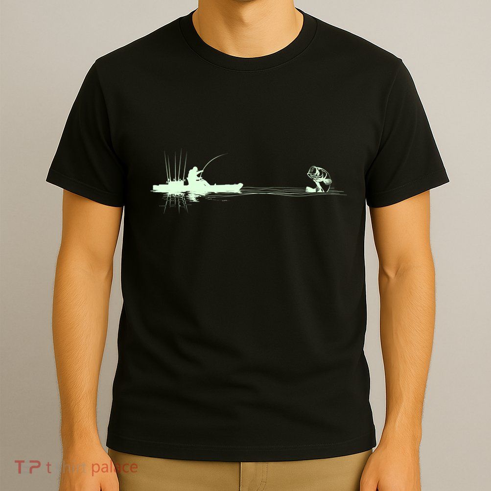 Largemouth Kayak Fishing Kayaking Angler Graphic Fisher Cool Gift T-Shirt