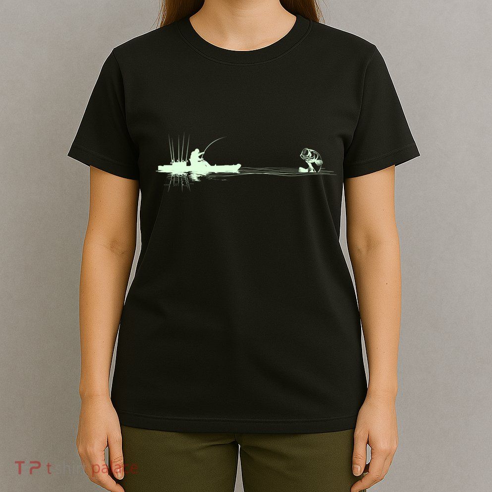 Largemouth Kayak Fishing Kayaking Angler Graphic Fisher Cool Gift T-Shirt