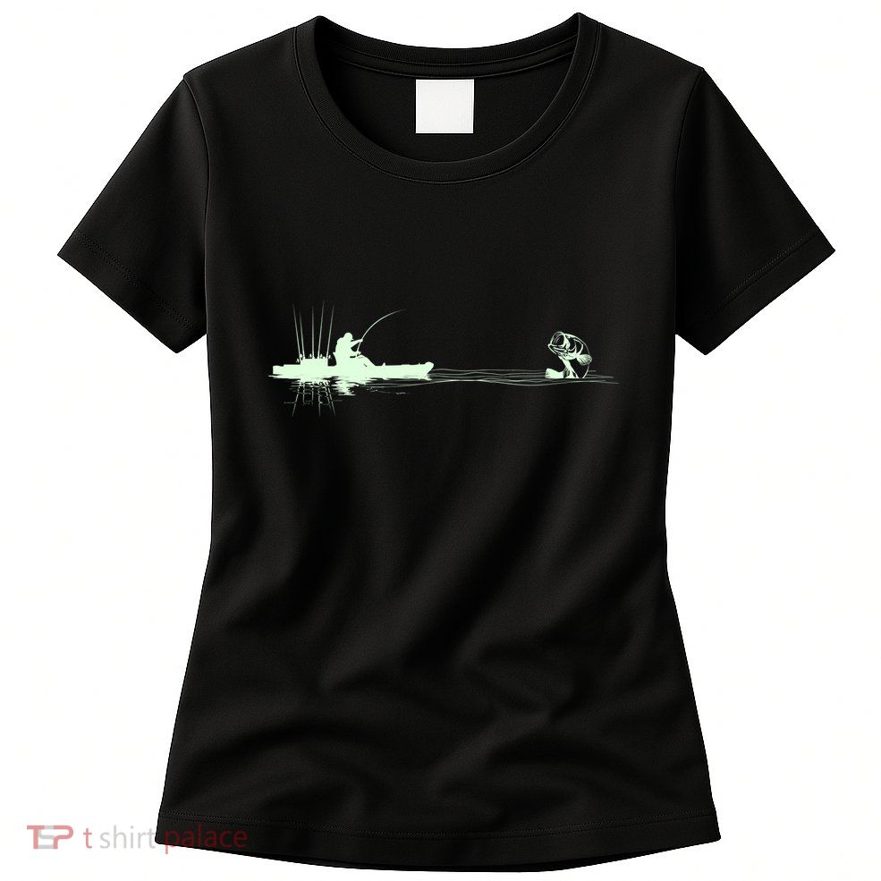 Largemouth Kayak Fishing Kayaking Angler Graphic Fisher Cool Gift Womens T-Shirt