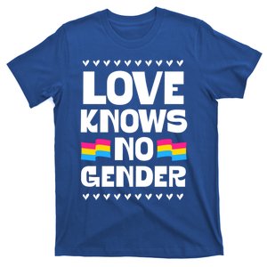 Love Knows No Gender Pansexual Pride Flag Heart Love Style Gift T-Shirt