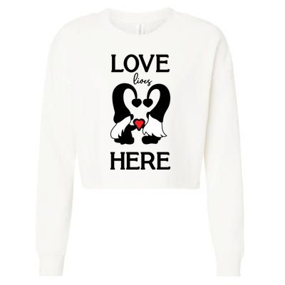 Love Lives Here Happy Valentines Gnome Heart Cropped Pullover Crew