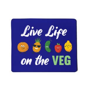 Live Life On The Veg – Vegan Lifestyle Funny Carrot Lover Gift Mousepad