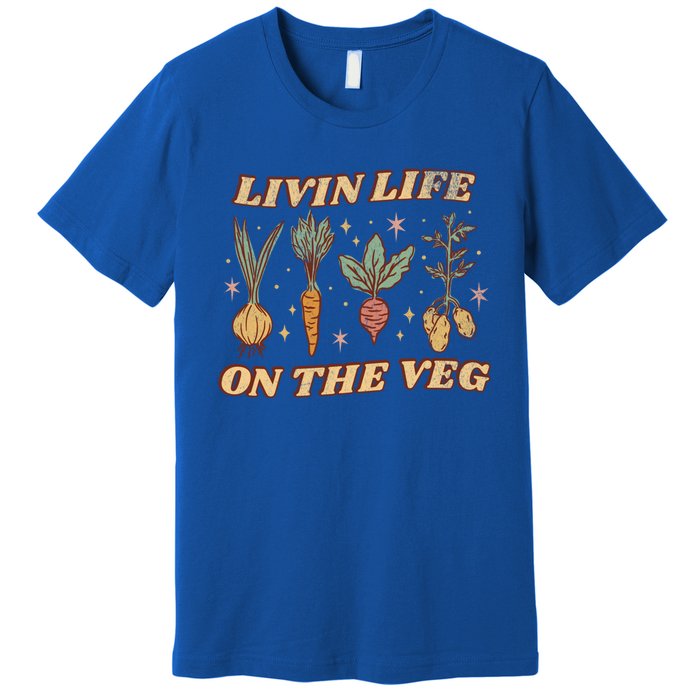 Living Life On The Veg Funny Vegan Pun Vintage Garden Gift Premium T-Shirt