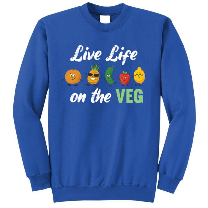 Live Life On The Veg – Vegan Lifestyle Funny Carrot Lover Funny Gift Sweatshirt