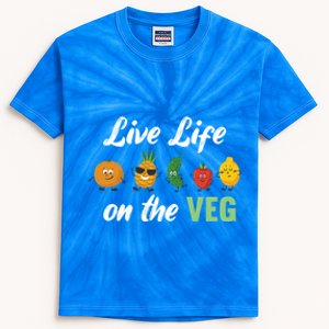 Live Life On The Veg – Vegan Lifestyle Funny Carrot Lover Funny Gift Kids Tie-Dye T-Shirt