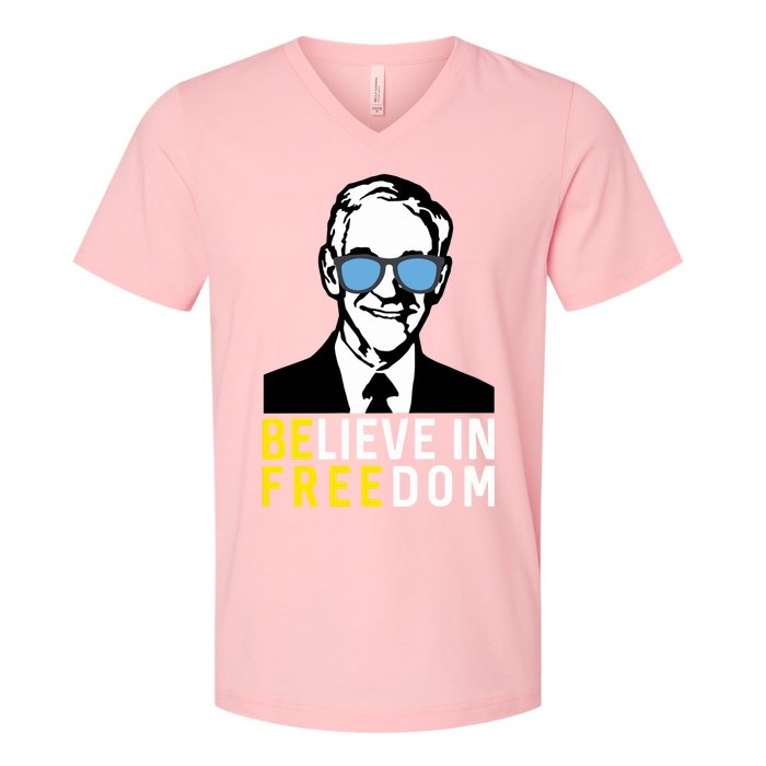 Libertarian Mama Believe In Freedom Libertarian Ron Paul V-Neck T-Shirt