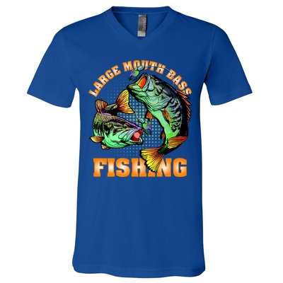 Large Mouth Bass In Action Fishing V-Neck T-Shirt