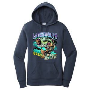 Large Mouth Bass Women's Pullover Hoodie