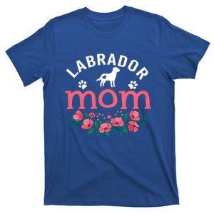 Labrador Mom Funny Gift Labrador Dog Lover Owner Christmas Great Gift T-Shirt