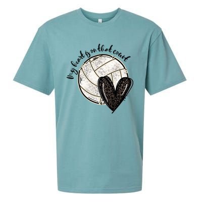 Leopard My Heart Is On That Field Volleyball Heart Game Day Gift Sueded Cloud Jersey T-Shirt