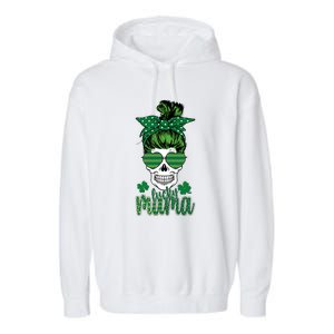 Lucky Mama Messy Bun Skull Funny St Patricks Day Mother's Day Garment-Dyed Fleece Hoodie