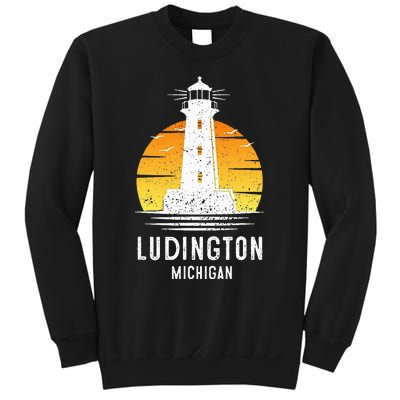 Ludington Michigan Retro Vintage Lighthouse Idea Gifts Sweatshirt