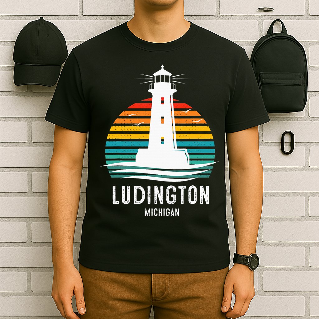 Ludington Michigan Retro Vintage Lighthouse Idea T-Shirt