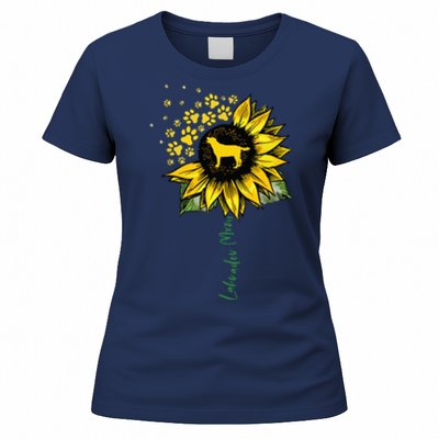 Labrador Mom Sunflower Labrador Retriever Gifts Dog Mom Mama Women's T-Shirt