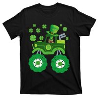 Leprechaun Monster Truck Pugs St Patricks Day Dog Lover T-Shirt