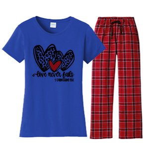 Love Never Fails Valentines Day Couples Tee Leopard Heart Gift Women's Flannel Pajama Set