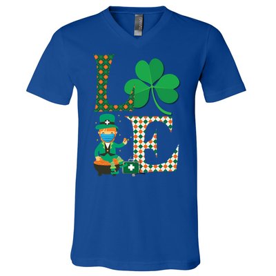 Lucky Nurse Irish St Day Patricks For Medical Healthcare Rn Gift V-Neck T-Shirt