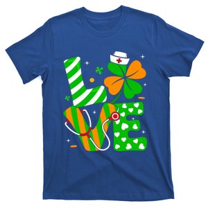 Love Nurse Life Funny Irish Nurse St Patrick's Day Shamrock Gift T-Shirt