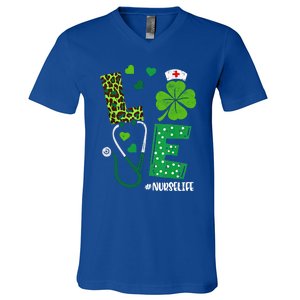 Love Nurse Life Stethoscope Shamrock Irish Nurse Patrick Day Gift V-Neck T-Shirt