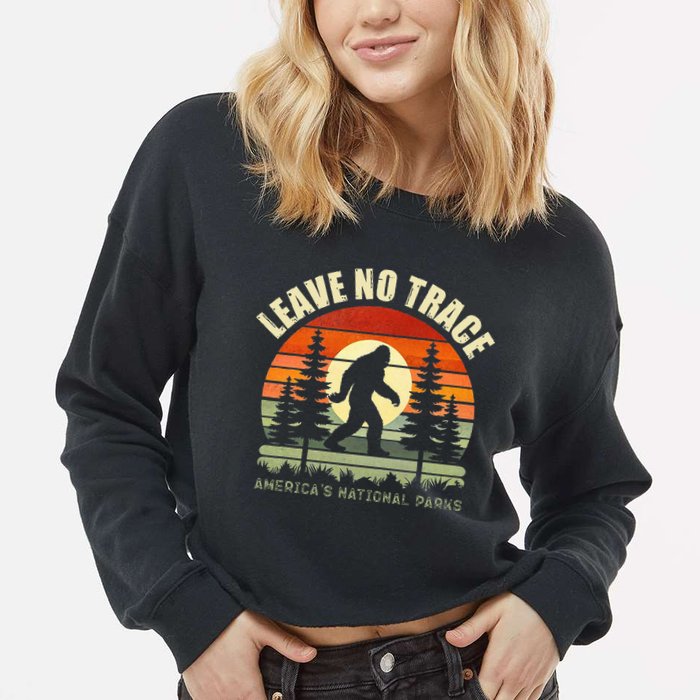 Leave No Trace Bigfoot Hiking And Camping Cropped Pullover Crew