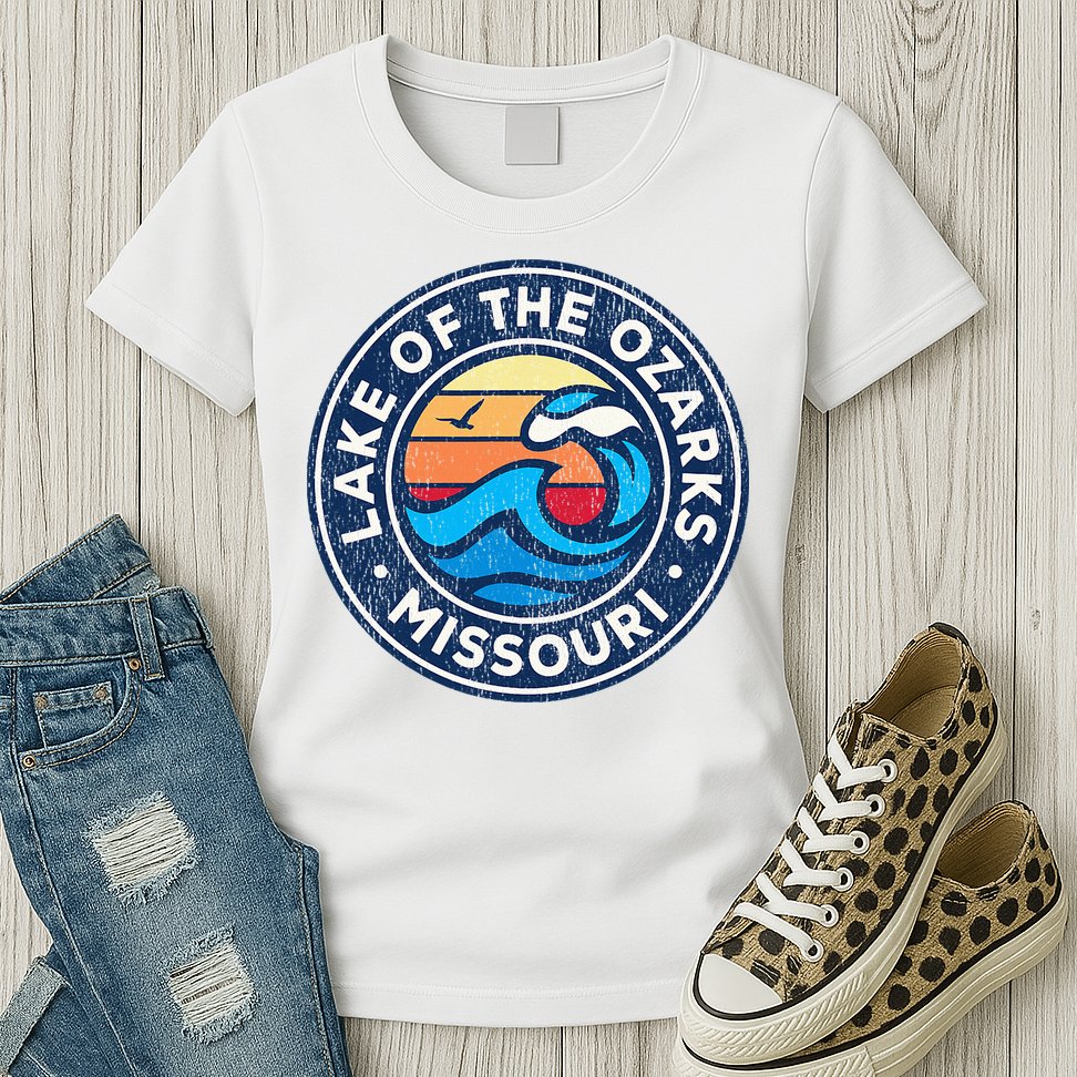 Lake Of The Ozarks Missouri Mo Vintage Nautical Waves Design Womens T-Shirt