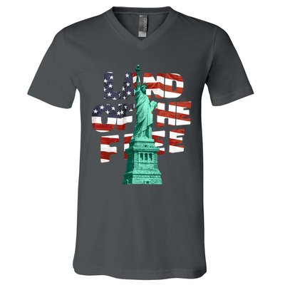 Land Of The Free Statue Of Liberty American Flag V-Neck T-Shirt