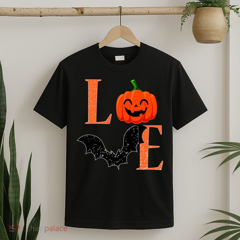 Love Halloween Pumpkin Bat T-Shirt