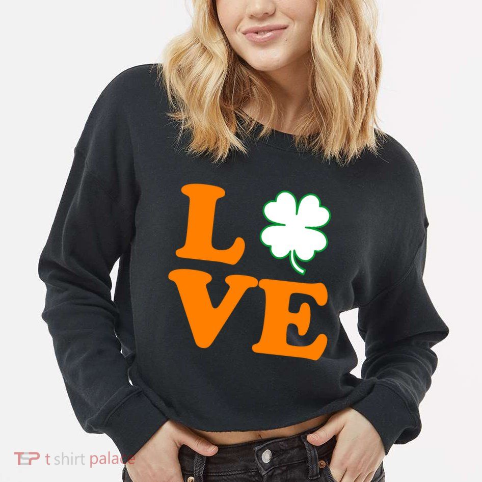 Love Irish Clover Shamrock St. Patrick's Day Cropped Pullover Crew