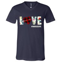 Love NurseLife Arrow Heart V-Neck T-Shirt