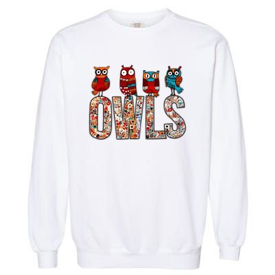 Love Owls Wo Owl Lovers Garment-Dyed Sweatshirt