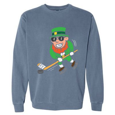 Leprechaun Playing Ice Hockey St Patricks Day Gift Garment-Dyed Sweatshirt