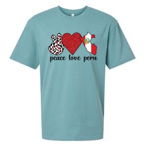 Love Peru Proud Peruvian Flag Peruvian Roots Meaningful Gift Sueded Cloud Jersey T-Shirt