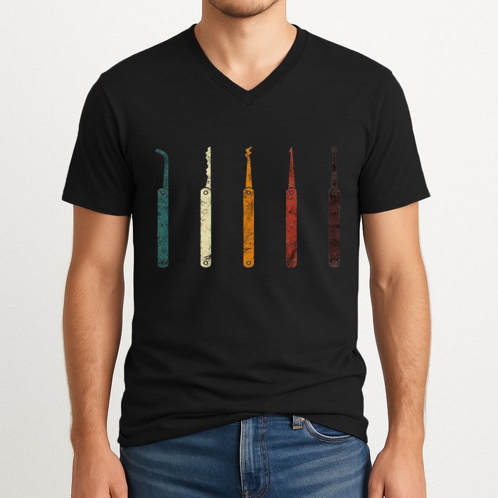 Lock Picker Retro Locksmith Lock Picking Locksmithing V-Neck T-Shirt