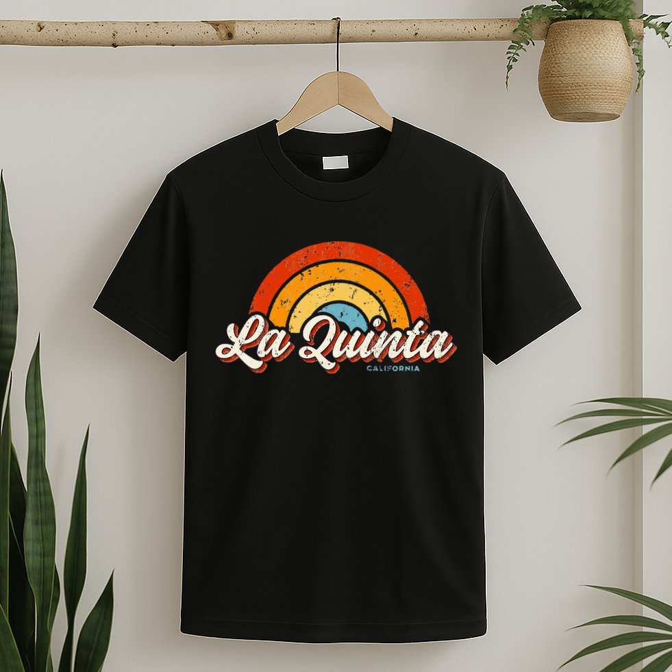 La Quinta California CA Vintage Rainbow Retro 70s T-Shirt