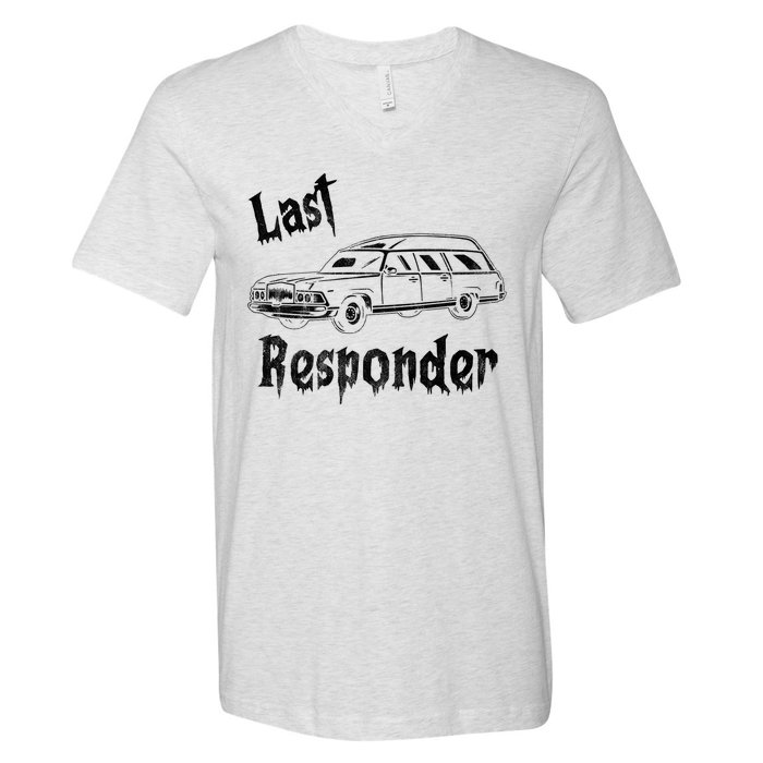 Last Responder Funny Old Classic Car V-Neck T-Shirt