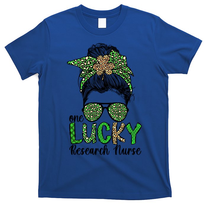 Lucky Research Nurse St Patricks Day Research Nursing Great Gift T-Shirt