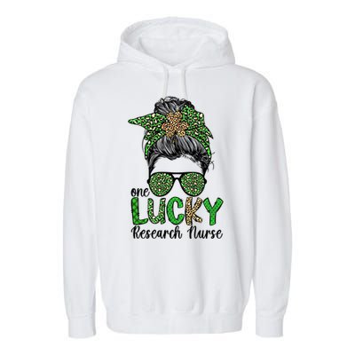 Lucky Research Nurse St Patricks Day Research Nursing Great Gift Garment-Dyed Fleece Hoodie