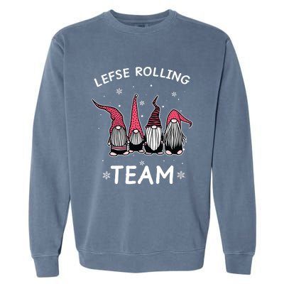 Lefse Rolling Team God Jul Gnome Gifts Christmas Pajama Garment-Dyed Sweatshirt