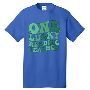 Lucky Reading Teacher St Patrick's Day Reading Specialist Gift Tall T-Shirt