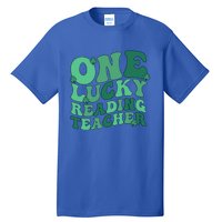 Lucky Reading Teacher St Patrick's Day Reading Specialist Gift Tall T-Shirt