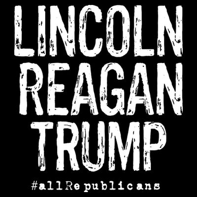 Lincoln Reagan Trump Favorite Presidents T-Shirt