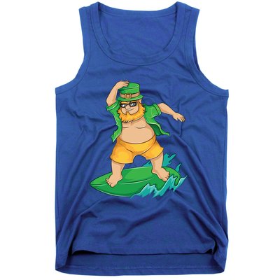 Leprechaun Surfer In Hawaii St Patrick's Day Funny Surf Gift Cute Gift Tank Top