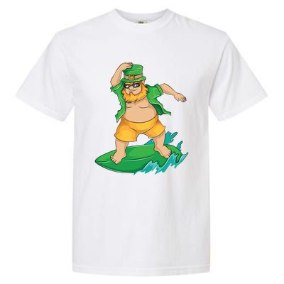 Leprechaun Surfer In Hawaii St Patrick's Day Funny Surf Gift Cute Gift Garment-Dyed Heavyweight T-Shirt