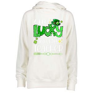 Leopard Shamrock One Lucky 3rd Grade Teacher St Patricks Day Meaningful Gift Womens Funnel Neck Pullover Hood