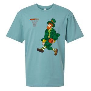 Leprechaun St Patricks Day Basketball Gift Sueded Cloud Jersey T-Shirt