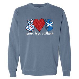 Love Scotland Proud Scottish Flag Scottish Roots Gift Garment-Dyed Sweatshirt